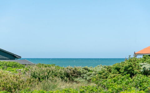 Hubert - 150M from the Sea: Casa, Casa, Porta, Tetto, Villetta, Estate, Giardino, Shade, Raccordo, Cortile