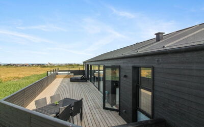 Heilo - 300M from the Sea