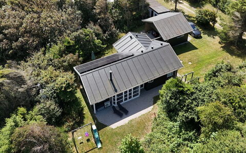 Hauke - 478M from the Sea: Casa, Zona Residenziale, Tetto, Casa, Villetta, Lotto, Estate, Prato, Giardino, Sobborgo