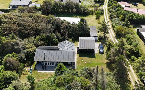 Hauke - 478M from the Sea: Zona Residenziale, Paesaggio, Casa, Tetto, Casa, Lotto, Area Rurale, Estate, Plain, Visione Globale