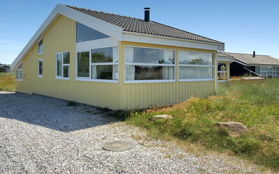 Thorir - 542M from the Sea