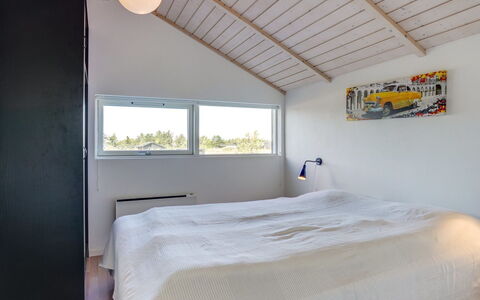 Aria - 1.2Km from the Sea: Soffitto, Camera Da Letto, Interior Design, Letto, Pavimento, Bedding, Camera, Lenzuolo, Telaio Del Letto, Lampada