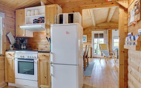 Thrym - 900M from the Sea: Legna, Cucina, Apparecchio Major, Elettrodomestico Da Cucina, Casa, Soffitto, Latifoglie, Villetta, Color Legno, Camera