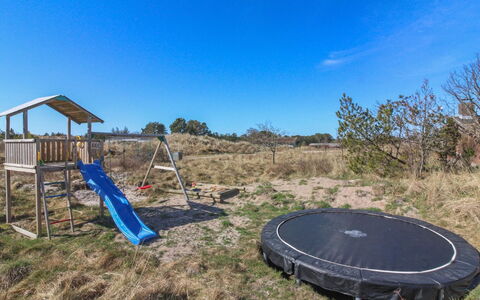 Amadahy - 950M from the Sea: Erba, Casa, Tetto, Casa, Villetta, Arbusto, Lotto, Area Rurale, Agriturismo, Groundcover