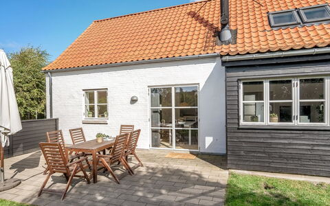 Marijanne - 500M from the Sea: Legna, Tetto, Architettura, Casa, Casa, Villetta, Raccordo, Latifoglie, Pendenza, Estate