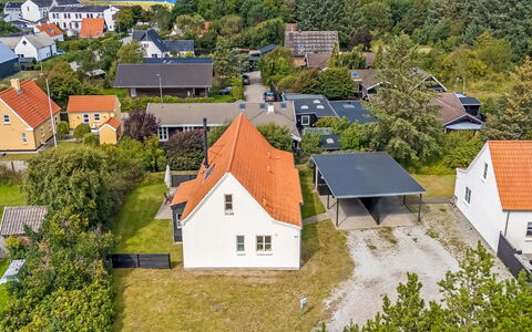 Marijanne - 500M from the Sea: Legna, Tetto, Architettura, Casa, Casa, Villetta, Raccordo, Latifoglie, Pendenza, Estate