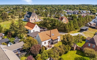 Marijanne - 500M from the Sea