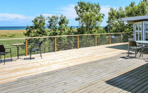 Marlena - 150M from the Sea: Piscina, Mobili Da Esterno, Mobilia, Ricorrere, Flagstone, Eco Hotel, Shade, Sedia, Tempo Libero, Estate