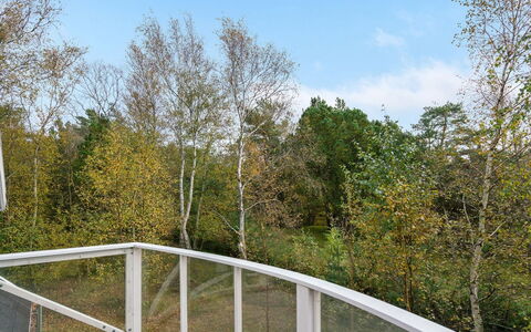 Henni - 2.5Km from the Sea: Piscina, Mobili Da Esterno, Mobilia, Ricorrere, Flagstone, Eco Hotel, Shade, Sedia, Tempo Libero, Estate