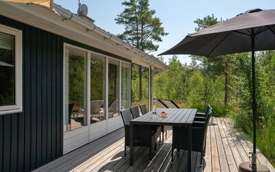 Adelisa - 600M from the Sea