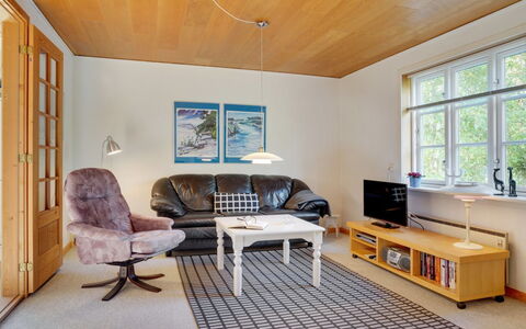Hildegunn - 200M from the Sea: Legna, Casa, Portico, Deck, Latifoglie, Tetto, Color Legno, Pavimento In Legno, Eco Hotel