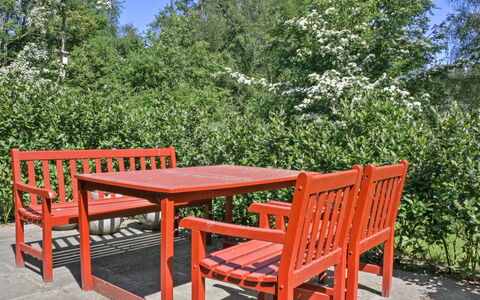 Hartvig - 800M from the Sea: Legna, Casa, Portico, Deck, Latifoglie, Tetto, Color Legno, Pavimento In Legno, Eco Hotel