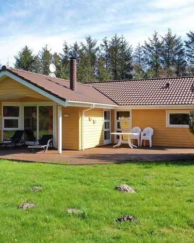 Eljena - 600M from the Sea