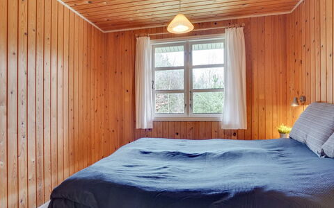 Gizelle - 1.5Km from the Sea: Pavimentazione, Pavimento, Legna, Interior Design, Soffitto, Camera Da Letto, Pavimento In Legno, Camera, Letto, Latifoglie