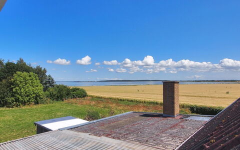 Spase - 250M to the Fjord: Tetto, Casa, Casa, Villetta, Raccordo, Estate, Driveway, Edifici Giardino, Cortile, Capannone