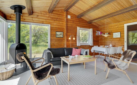 Tuba - 600M from the Sea: Legna, Casa, Portico, Deck, Latifoglie, Tetto, Color Legno, Pavimento In Legno, Eco Hotel