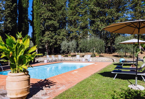 Villa Staggia: Piscina, Giardino, Ricorrere, Hacienda, Landscaping, Villa, Eco Hotel, Cortile, Hotel