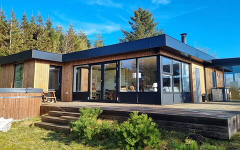 Lefke - 400M to the Fjord: Architettura, Tetto, Casa, Materiale Composito, Illuminazione Diurna, Raccordo, Driveway