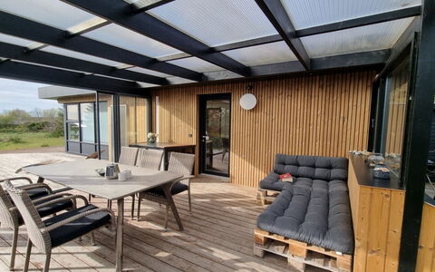 Lefke - 400M to the Fjord: Architettura, Tetto, Casa, Materiale Composito, Illuminazione Diurna, Raccordo, Driveway