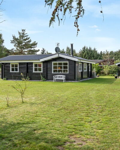 Botwith - 400M from the Sea