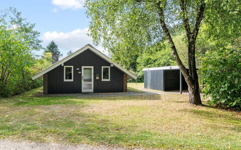 Pance - 20Km to the Fjord: Tetto, Casa, Casa, Villetta, Porta, Raccordo, Deck, Portico, Plank, Latifoglie