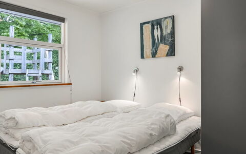 Manderup - 30Km from the Sea: Letto, Camera Da Letto, Parete, Lenzuolo, Bedding, Mobilia, Interior Design, Soffitto, Pavimento, Pavimentazione