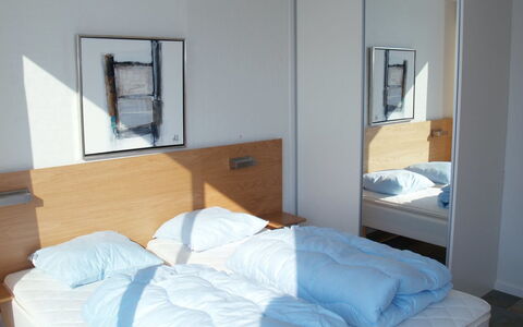 Enna - 2Km from the Sea: Letto, Camera Da Letto, Lenzuolo, Bedding, Mobilia, Legna, Interior Design, Pavimento, Pavimentazione, Biancheria
