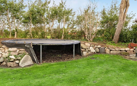 Hedda - 15Km from the Sea: Blu, Arbusto, Villetta, Groundcover, Giardino, Estate, Shade, Landscaping, Agriturismo, Eco Hotel
