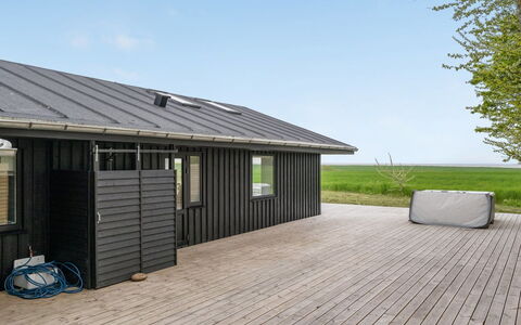 Ajla: Tetto, Casa, Casa, Villetta, Porta, Raccordo, Deck, Portico, Plank, Latifoglie