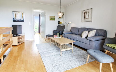Arnulfuer: Tetto, Casa, Casa, Villetta, Porta, Raccordo, Deck, Portico, Plank, Latifoglie