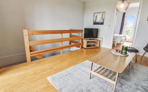 Arnulfuer: Tetto, Casa, Casa, Villetta, Porta, Raccordo, Deck, Portico, Plank, Latifoglie
