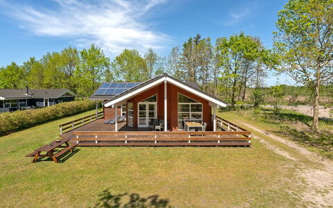 Ebbi - 36Km from the Sea: Villetta, Capannone, Capanna, Agriturismo, Prateria, Baracca, Fienile, Log Cabin, Edifici Giardino