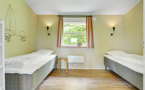 Aletta - 25Km from the Sea: Parete, Legna, Interior Design, Pavimentazione, Pavimento, Soffitto, Letto, Mobilia, Camera Da Letto, Illuminazione