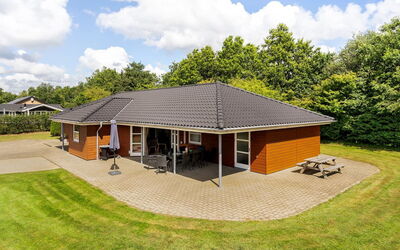Aletta - 25Km from the Sea