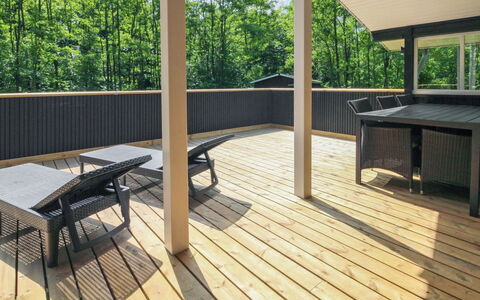 Jutta - 28Km from the Sea: Legna, Pavimento In Legno, Pavimentazione, Pavimento, Latifoglie, Deck, Color Legno, Portico, Plank, Shade