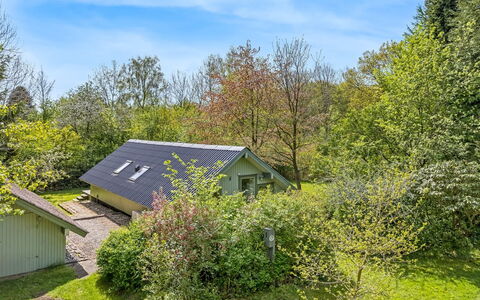 Hilla - 31Km from the Sea: Arbusto, Villetta, Area Rurale, Groundcover, Giardino, Agriturismo, Prato, Prato, Estate, Landscaping