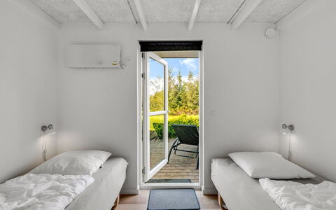 Heide - 750M to the Fjord: Camera Da Letto, Design, Illuminazione Diurna, Bedding, Letto, Alluminio, Le Scale
