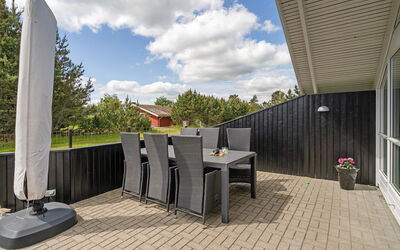 Thore - 400M from the Sea