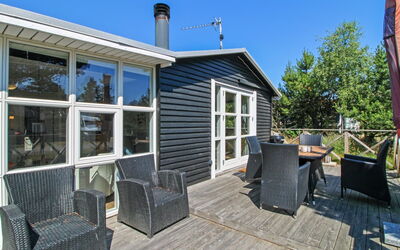 Olof - 100M from the Sea