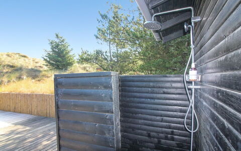 Druscilla - 650M from the Sea: Legna, Casa, Portico, Deck, Latifoglie, Tetto, Color Legno, Pavimento In Legno, Eco Hotel