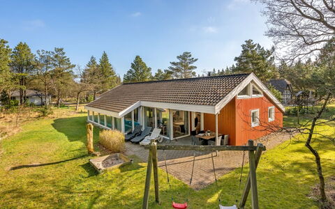 Luciane - 2.5Km from the Sea: Villetta, Backyard, Cortile, Edifici Giardino, Capannone, Raccordo, Mobili Da Esterno, Log Cabin, Struttura Esterna, Baracca
