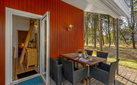 Luciane - 2.5Km from the Sea: Villetta, Backyard, Cortile, Edifici Giardino, Capannone, Raccordo, Mobili Da Esterno, Log Cabin, Struttura Esterna, Baracca