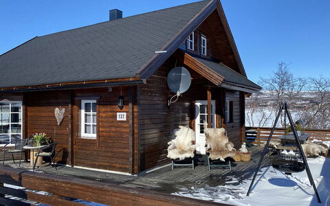 Saanaloma: Finestra, Legna, Casa, Raccordo, Tetto, Villetta, Casa, Porta, Log Cabin, Portico