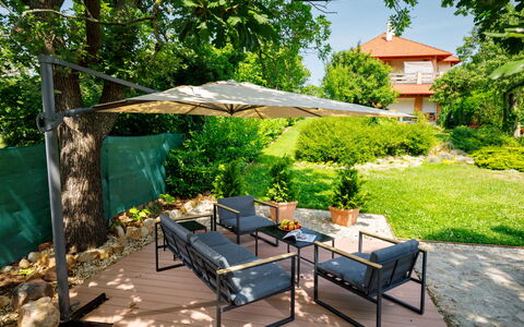 Zen: Pianta, Proprietà, Albero, Costruzione, Shade, Mobili Da Esterno, Paesaggio Naturale, Villetta, Tempo Libero, Erba