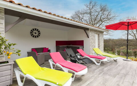Lesgau: Nube, Cielo, Proprietà, Costruzione, Mobilia, Pianta, Comfort, Interior Design, Shade, Mobili Da Esterno