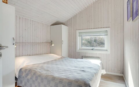 Dania - 300M from the Sea: Legna, Soffitto, Camera Da Letto, Interior Design, Letto, Pavimentazione, Casa, Pavimento, Camera, Bedding
