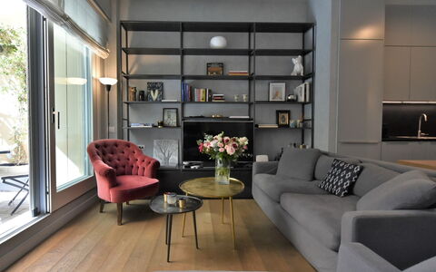 Brera Terrace Apartment: Cielo, Pianta, Nube, Natura, Albero, Paesaggio Naturale, Lotto, Paesaggio, Tempo Libero, Erba