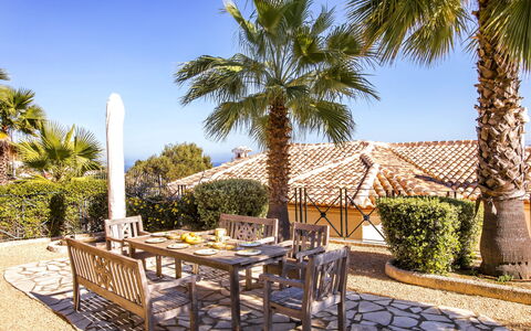 Casa Las Terrazas: Acqua, Pianta, Proprietà, Costruzione, Piscina, Cielo, Azzurro, Verde, Natura, Albero