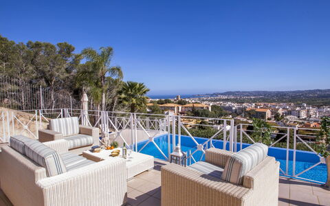 Casa Las Terrazas: Acqua, Pianta, Proprietà, Costruzione, Piscina, Cielo, Azzurro, Verde, Natura, Albero