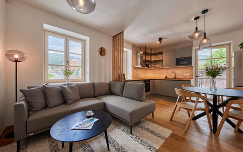 Alloggio:&nbsp;Mountain Bliss Lounge & Grill Terrace 140.1
